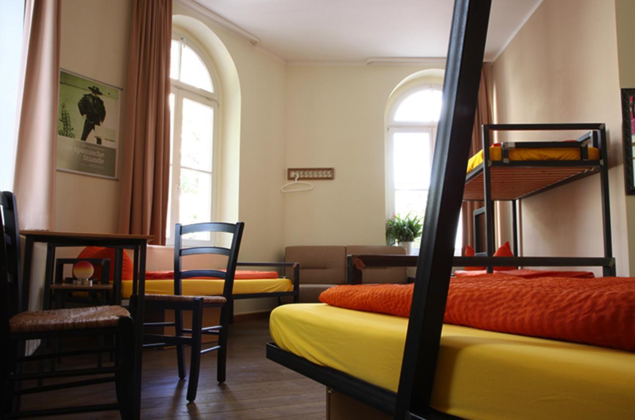Hostel Opera